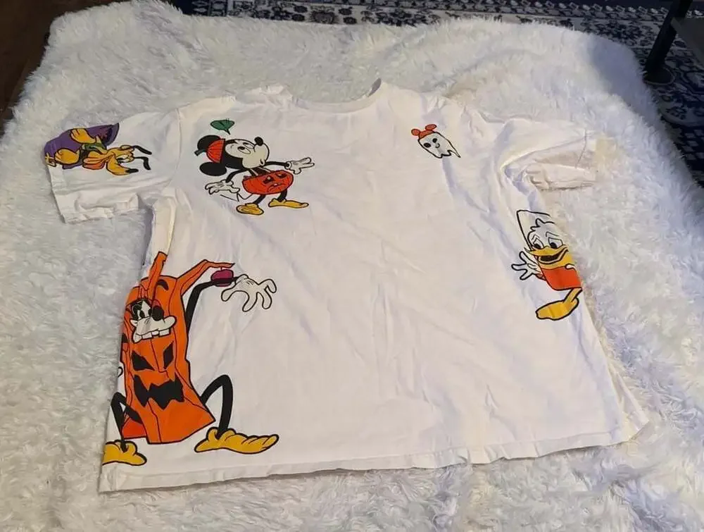 Disney Parks Mickey and Friends Halloween 2022 White T-Shirt XL